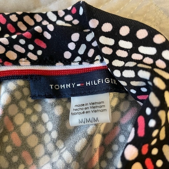 TOMMY Hilfiger Blouse Size Medium - Picture 6 of 9